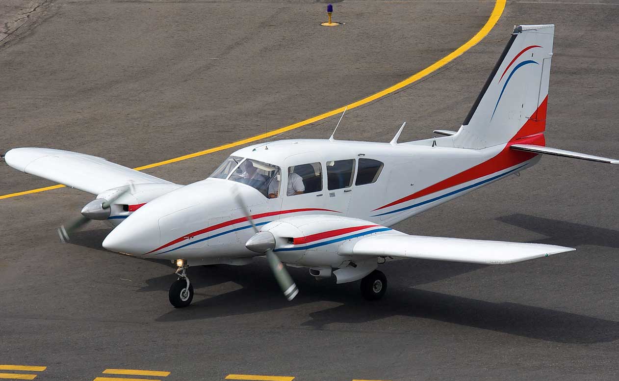 Piper Aztec